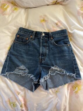 Levi’s Ribcage High-Rise Distressed Denim Shorts - Dark Blue